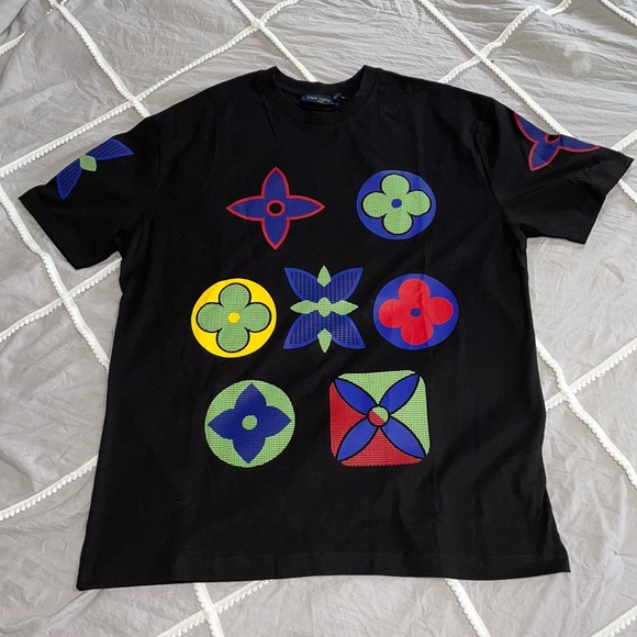Louis Vuitton Other - Louis Vuitton cloud shirt